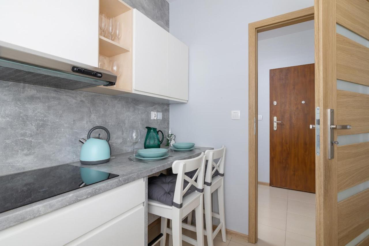Osiedle Avia Harmonious Apartment With Balcony & Parking Cracow By Renters Prestige Cracovia Esterno foto