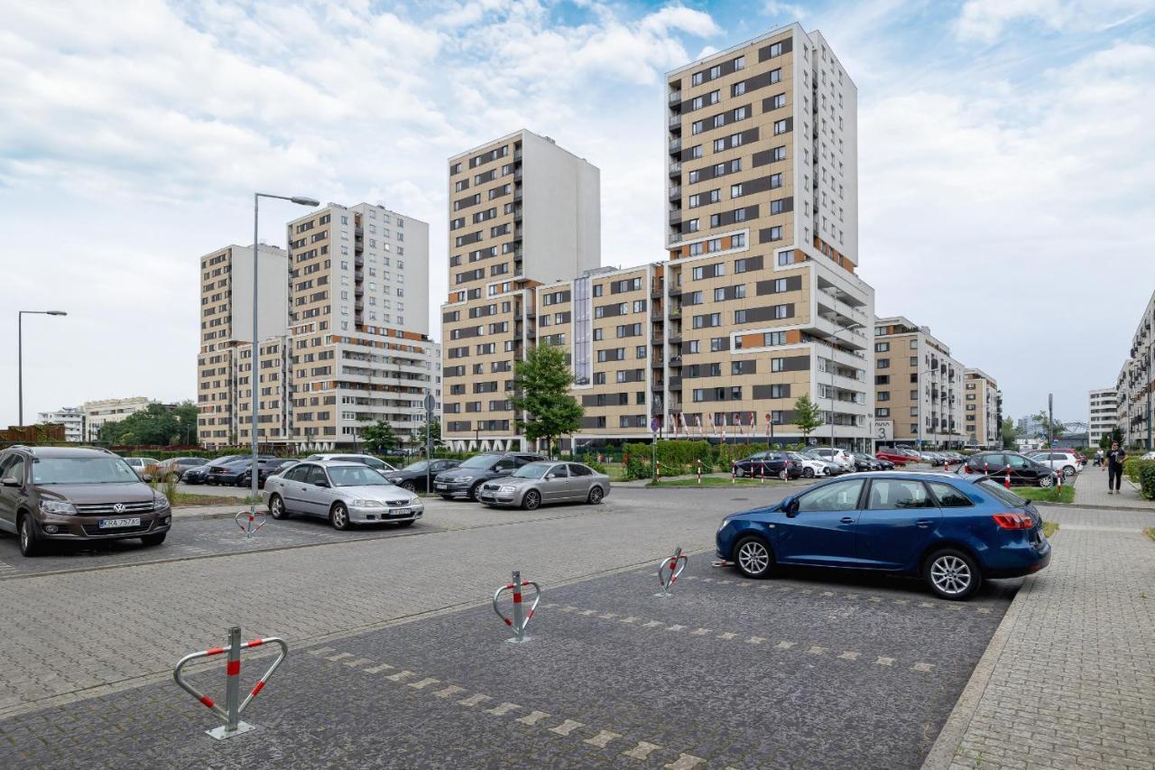 Osiedle Avia Harmonious Apartment With Balcony & Parking Cracow By Renters Prestige Cracovia Esterno foto
