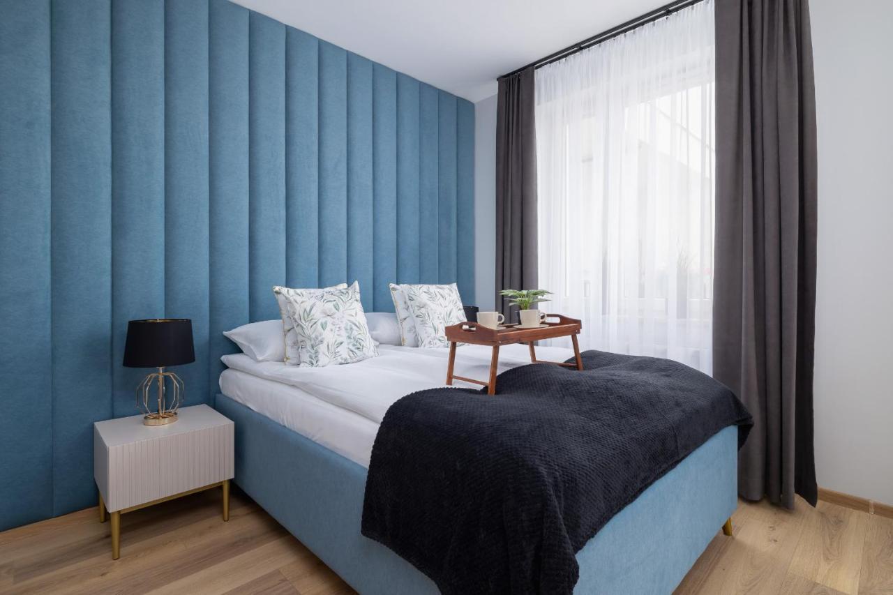 Osiedle Avia Harmonious Apartment With Balcony & Parking Cracow By Renters Prestige Cracovia Esterno foto