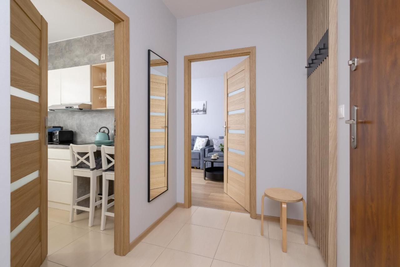 Osiedle Avia Harmonious Apartment With Balcony & Parking Cracow By Renters Prestige Cracovia Esterno foto