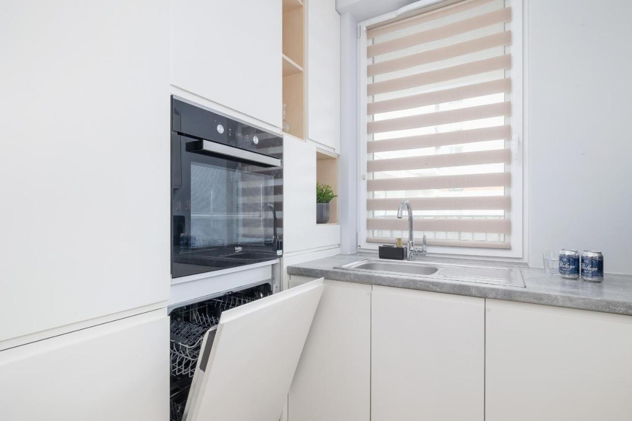 Osiedle Avia Harmonious Apartment With Balcony & Parking Cracow By Renters Prestige Cracovia Esterno foto